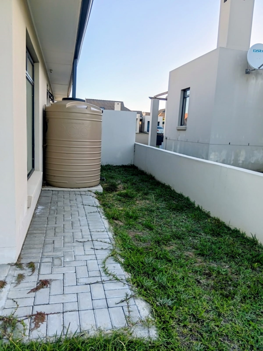3 Bedroom Property for Sale in Kidds Beach Eastern Cape